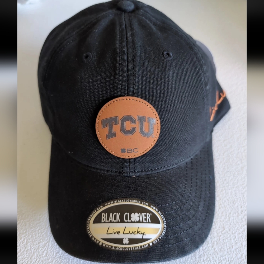 TCU Black Clover Golf Hat Cap Black adjustable New Live Lucky